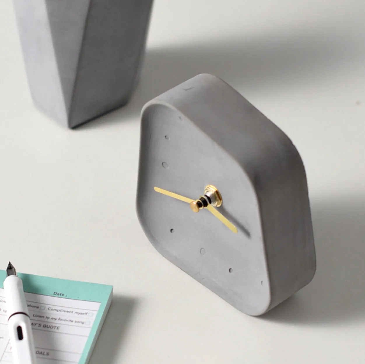 Asymetrical Modern Table Clock