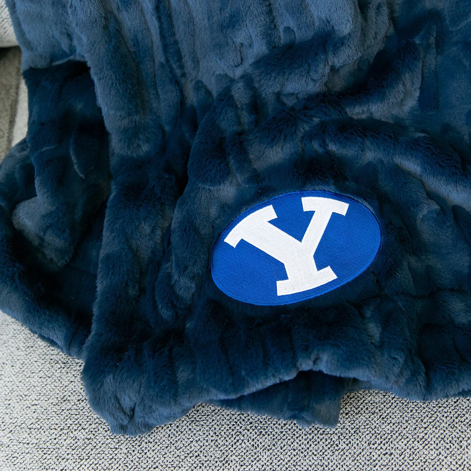 BYU - UNIVERSITY BLANKETS