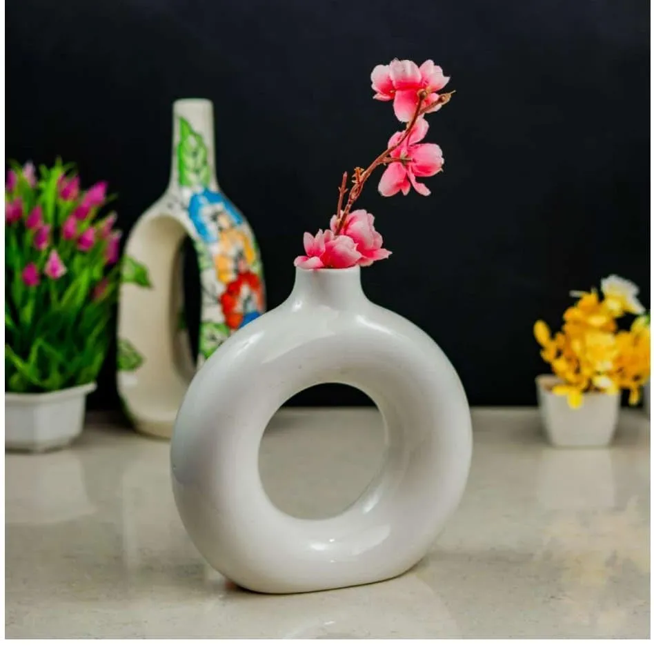 Creative Premium White Ceramic Donut Vase/Circle Round Modern Pampas Vases for Home Decor, Wedding, Dinner Table Centerpieces & Showpiece 6Inch - Set of 1