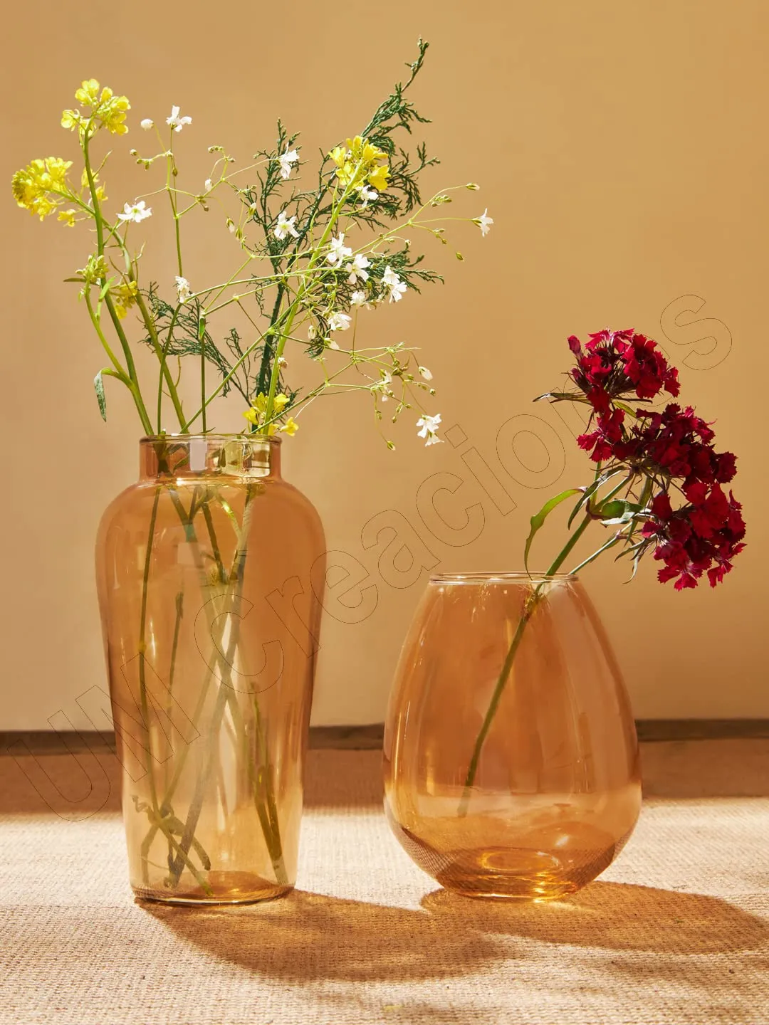 UM Creaciones Amber Flower Glass Modern Vase Set Perfect For Wedding & Home Decorative For Home Decor Living Room Office And Place Settings (Set Of 2)